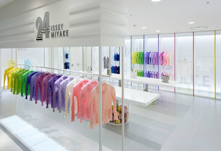 24服装店